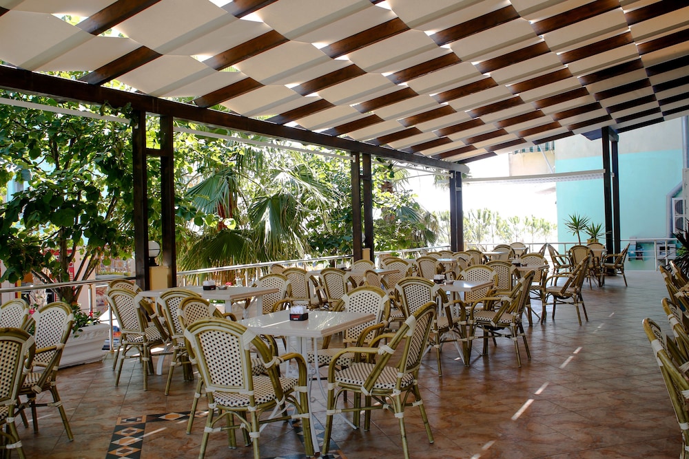 Bella Vista Hotel 26/50