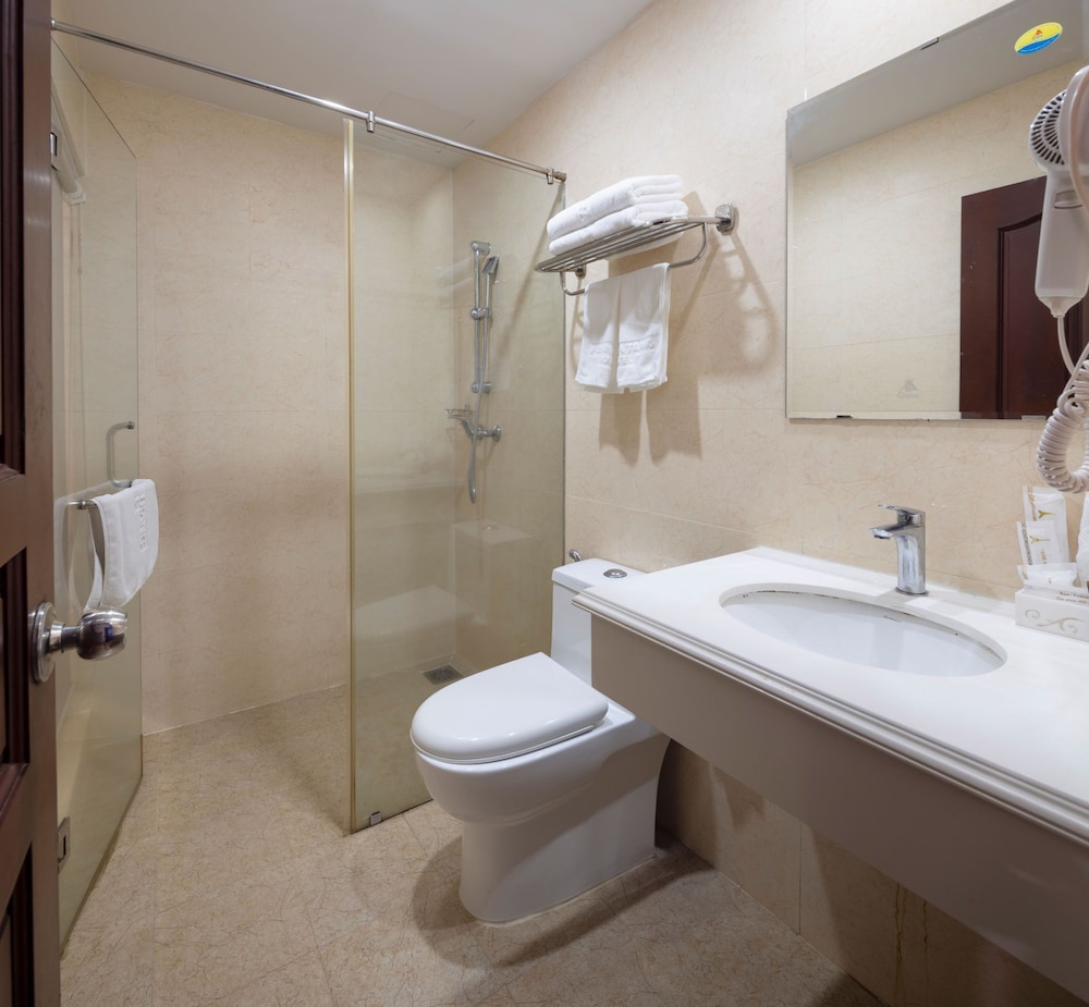 Paris Nha Trang Hotel & Apartment 72/72