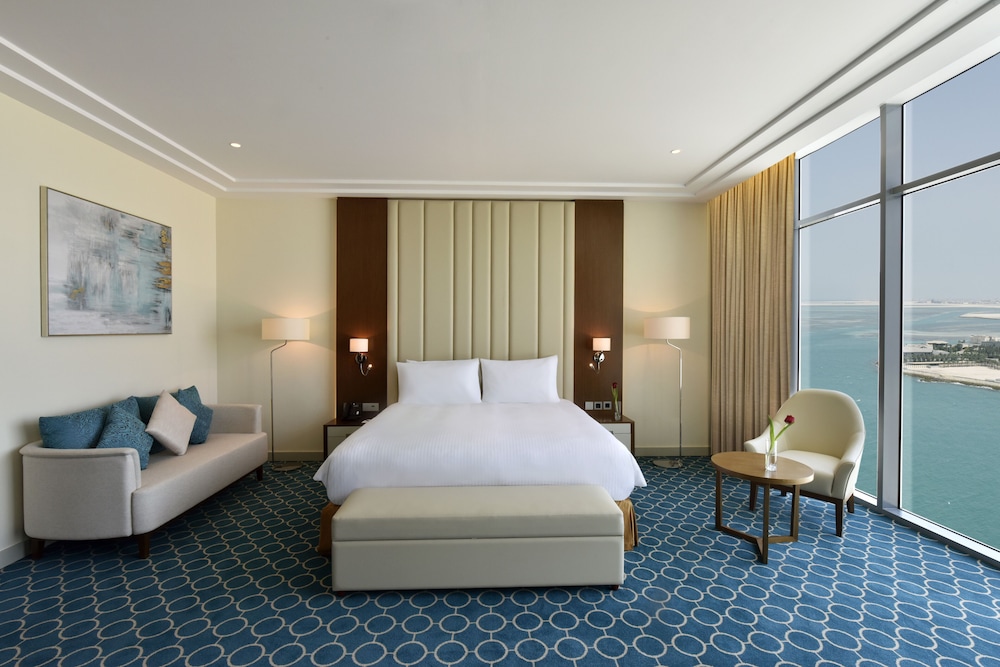 Deluxe, King Bed, Accessible