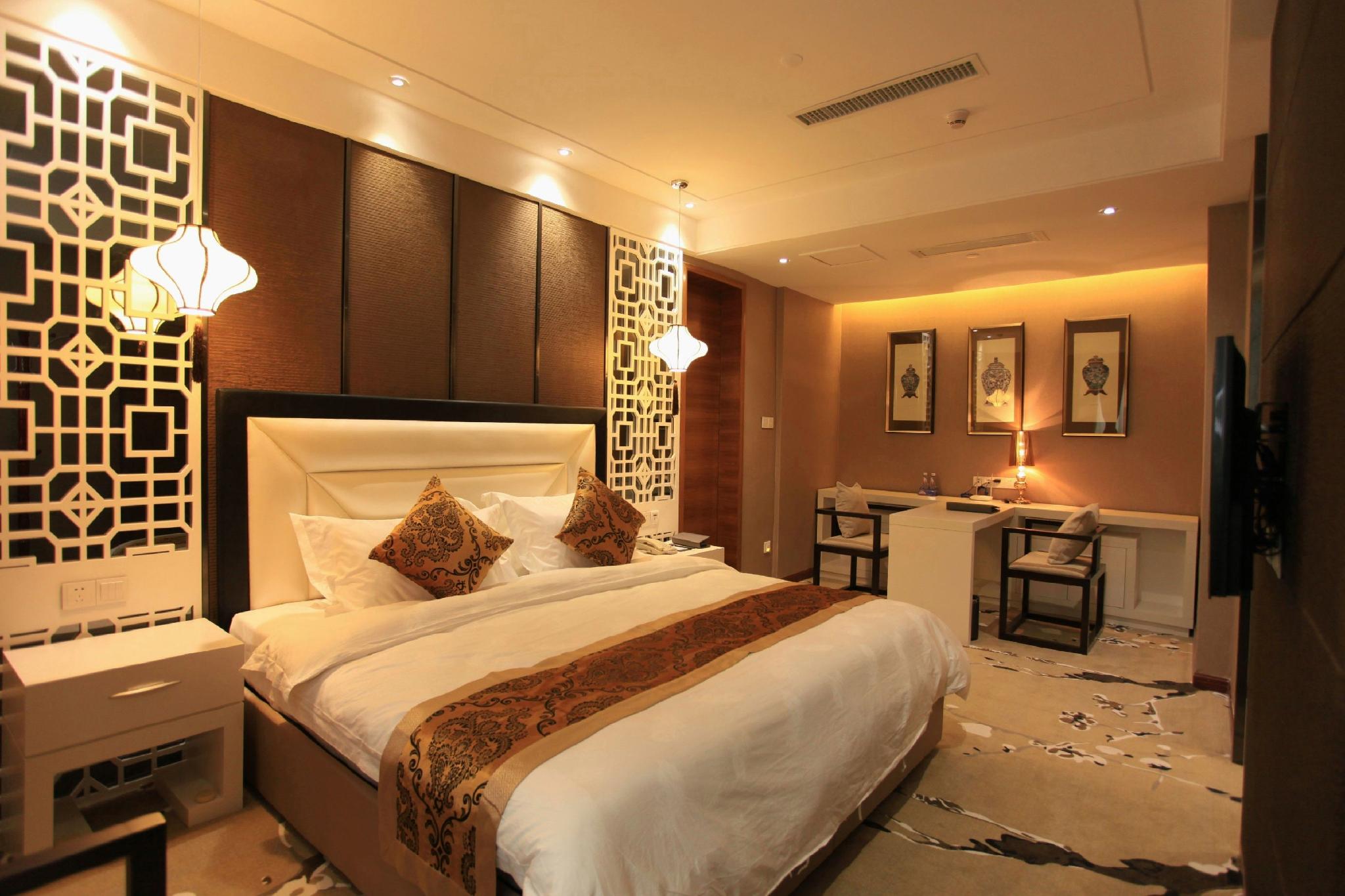 Gentleman Hotel 13/26