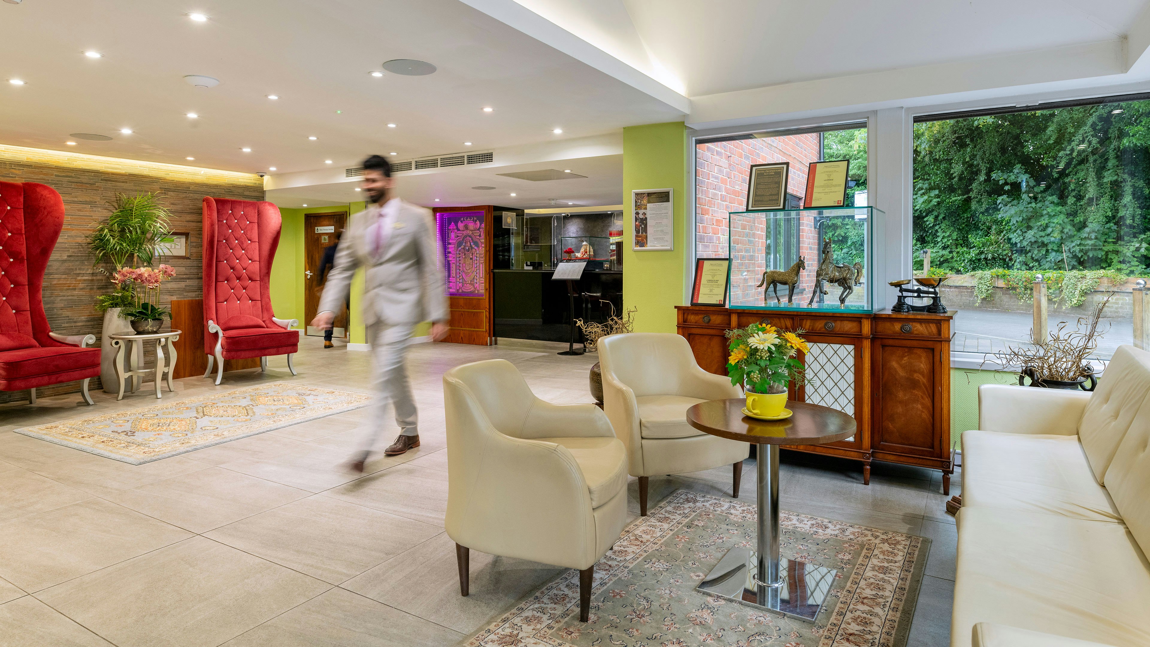 DONNINGTON MANOR HOTEL 4/31