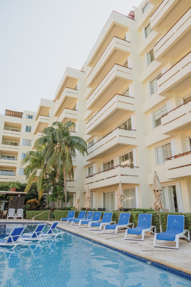 Ixchel Beach Hotel 23/50