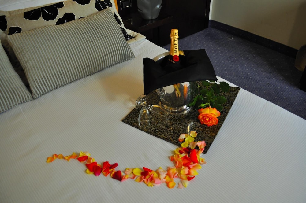 Imperatori Hotel Roma 32/62
