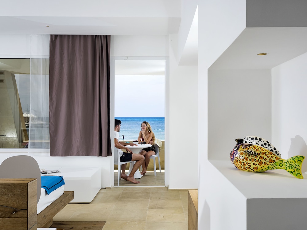 White Bay Resort 22/74