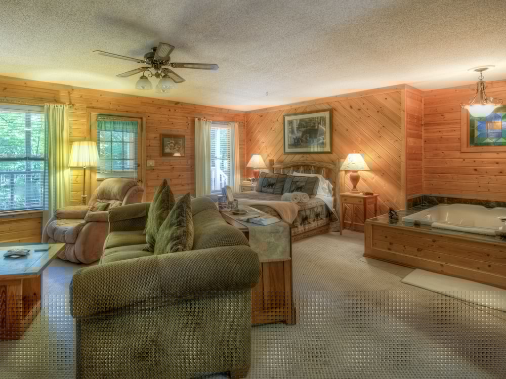 Blue Mountain Mist Country Inn 51/63
