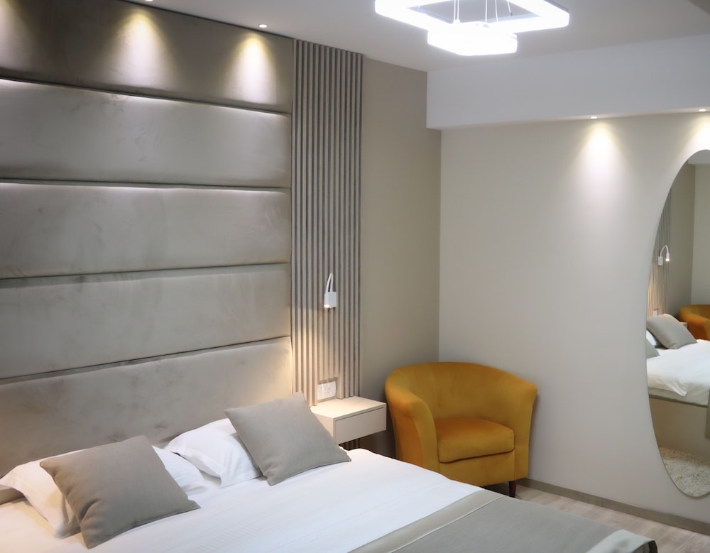 Hotel Holiday 19/58