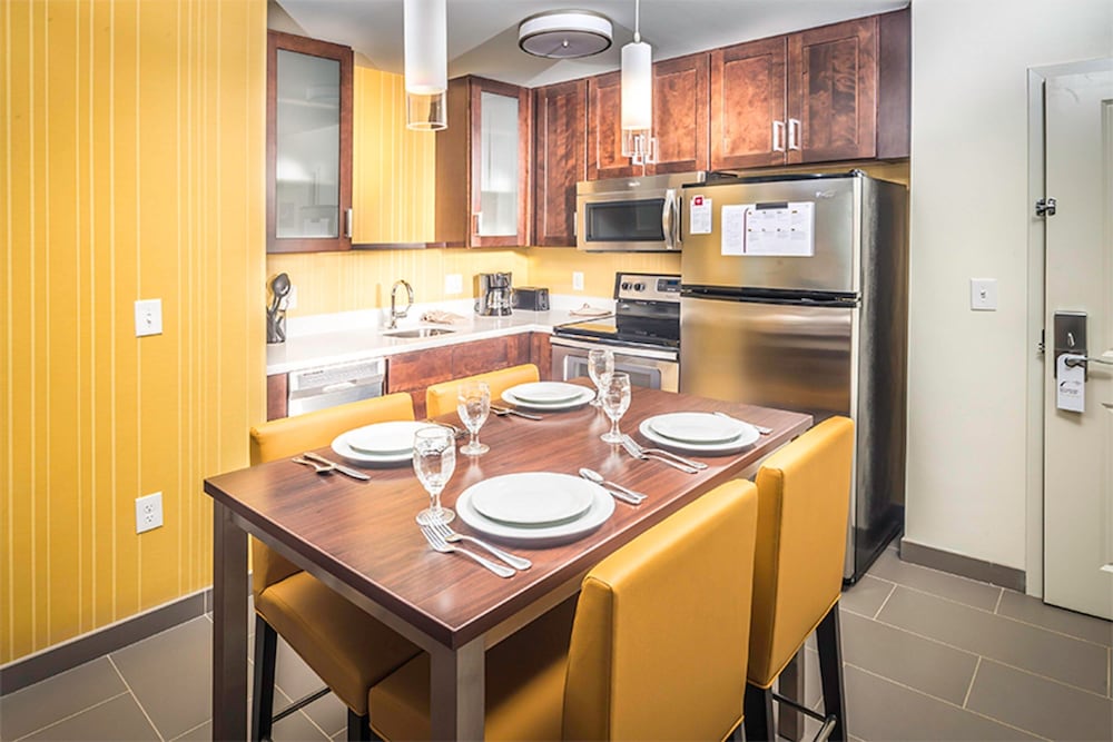 Residence Inn Columbus Polaris 28/32