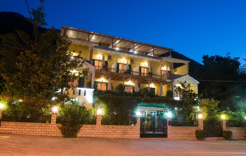 Sofia Hotel 7/60