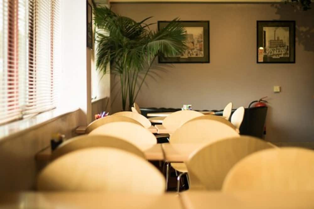 Stay Inn Hotel Manchester 20/28