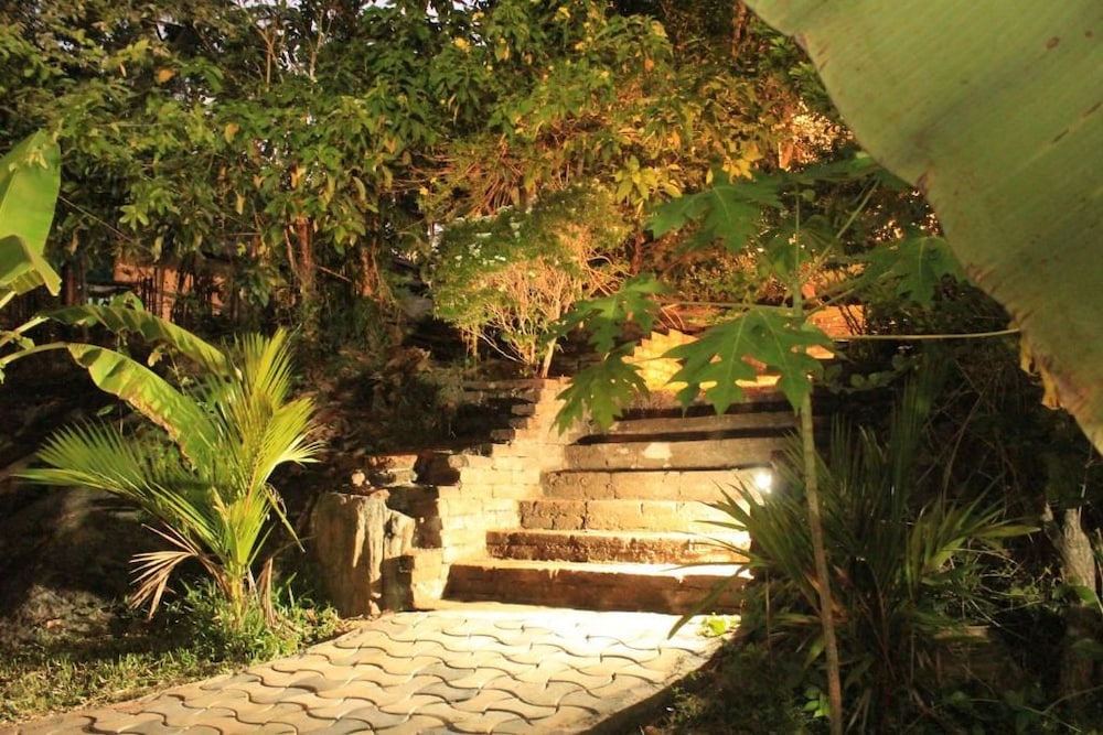 Serenity Sigiri Resort 20/29