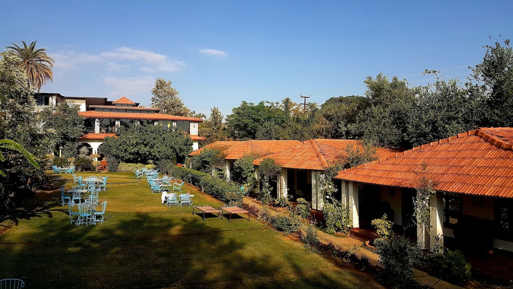 HOTEL RATAN VILLAS 24/32