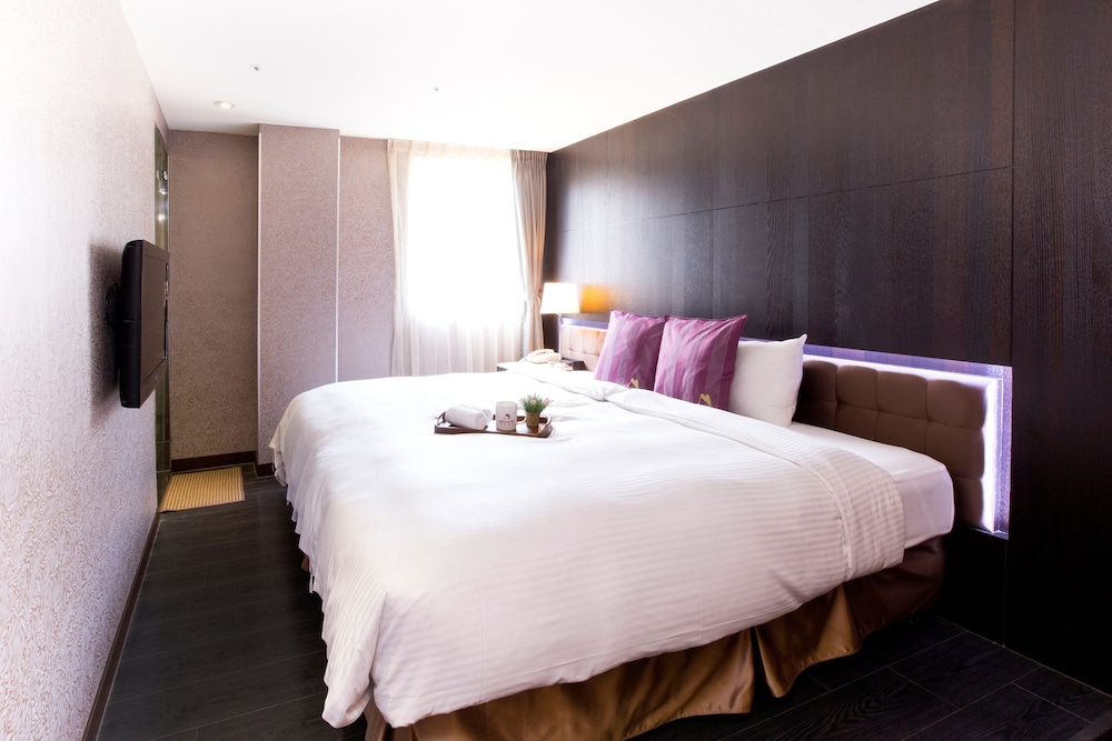 Muzik Hotel Ximen Station Branch 25/66