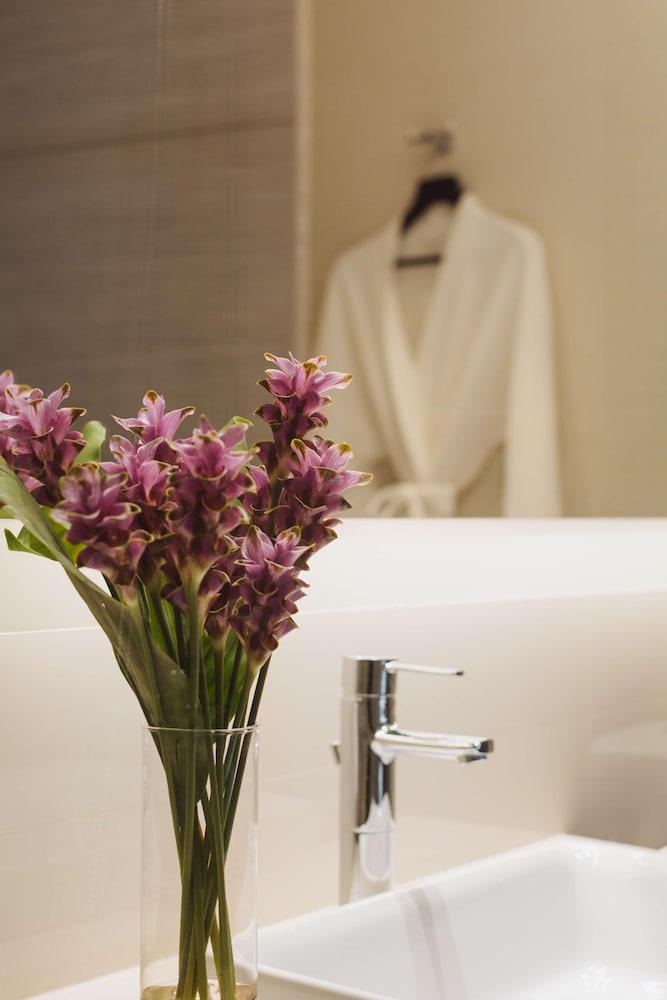 HYATT PLACE BANGKOK SUKHUMVIT 30/69