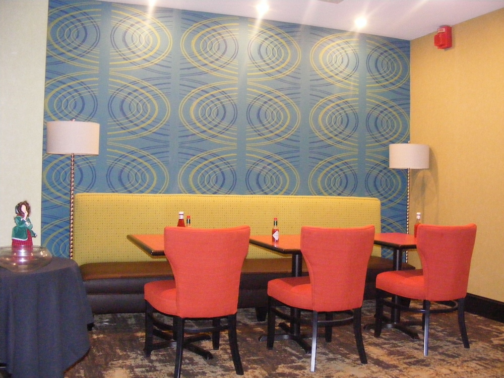 Albany Airport Inn 33/50
