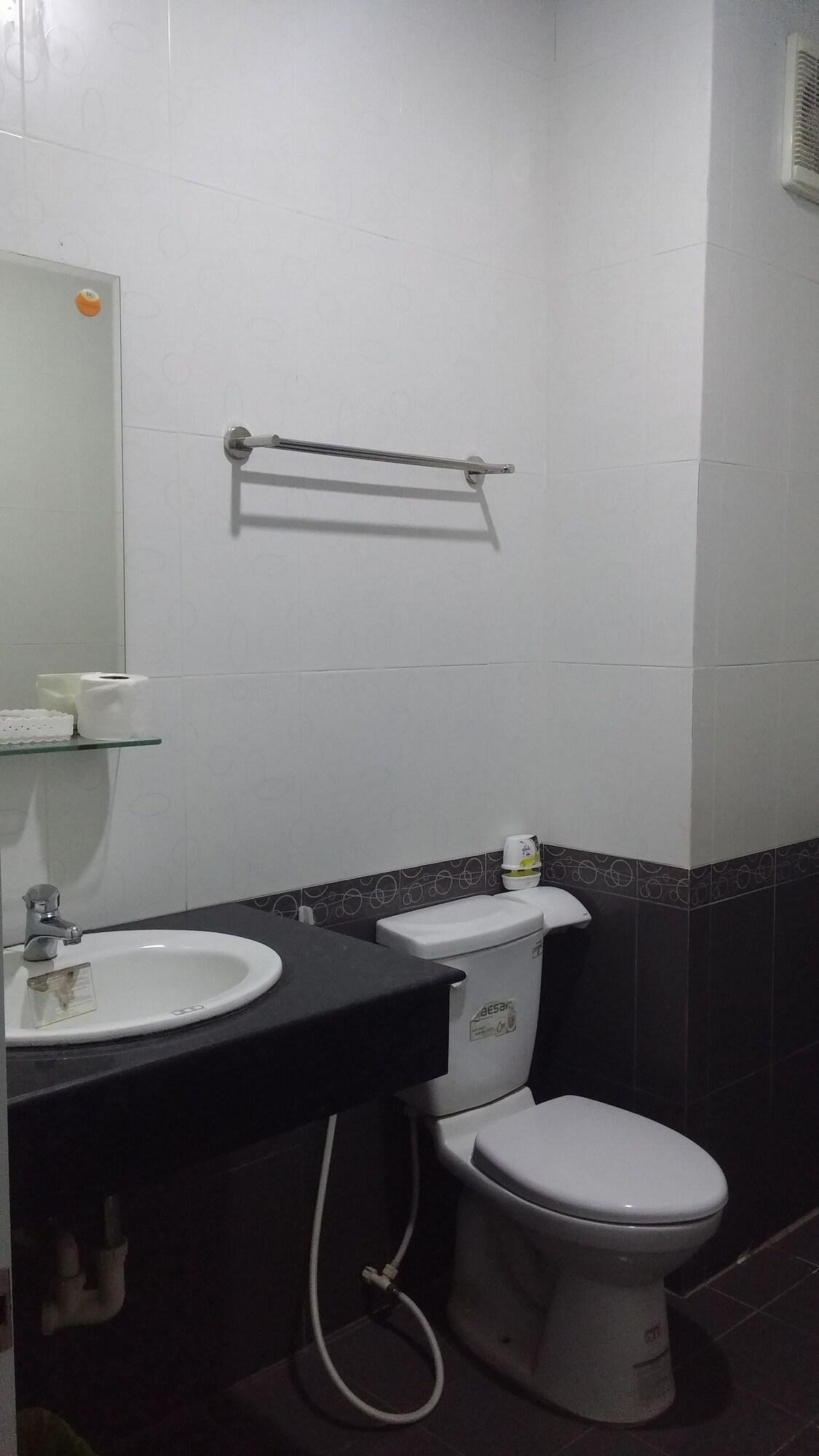 Hotel 175 94/95