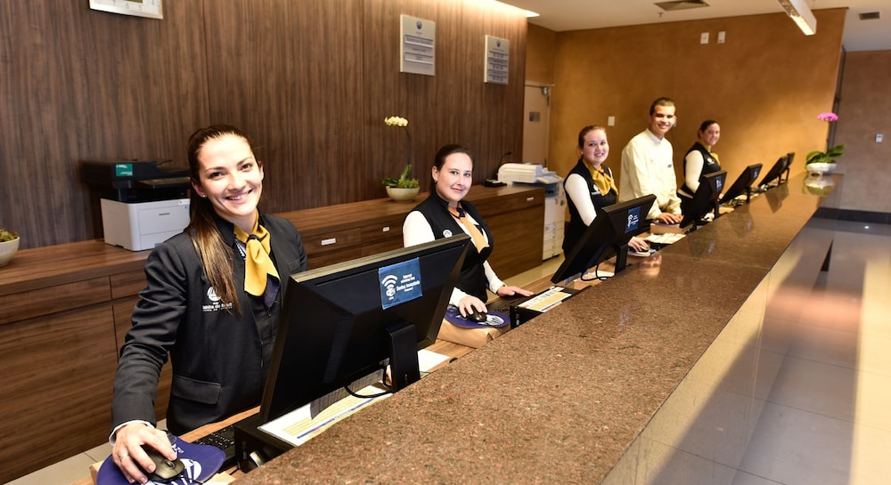 Hotel Rainha Do Brasil 59/72