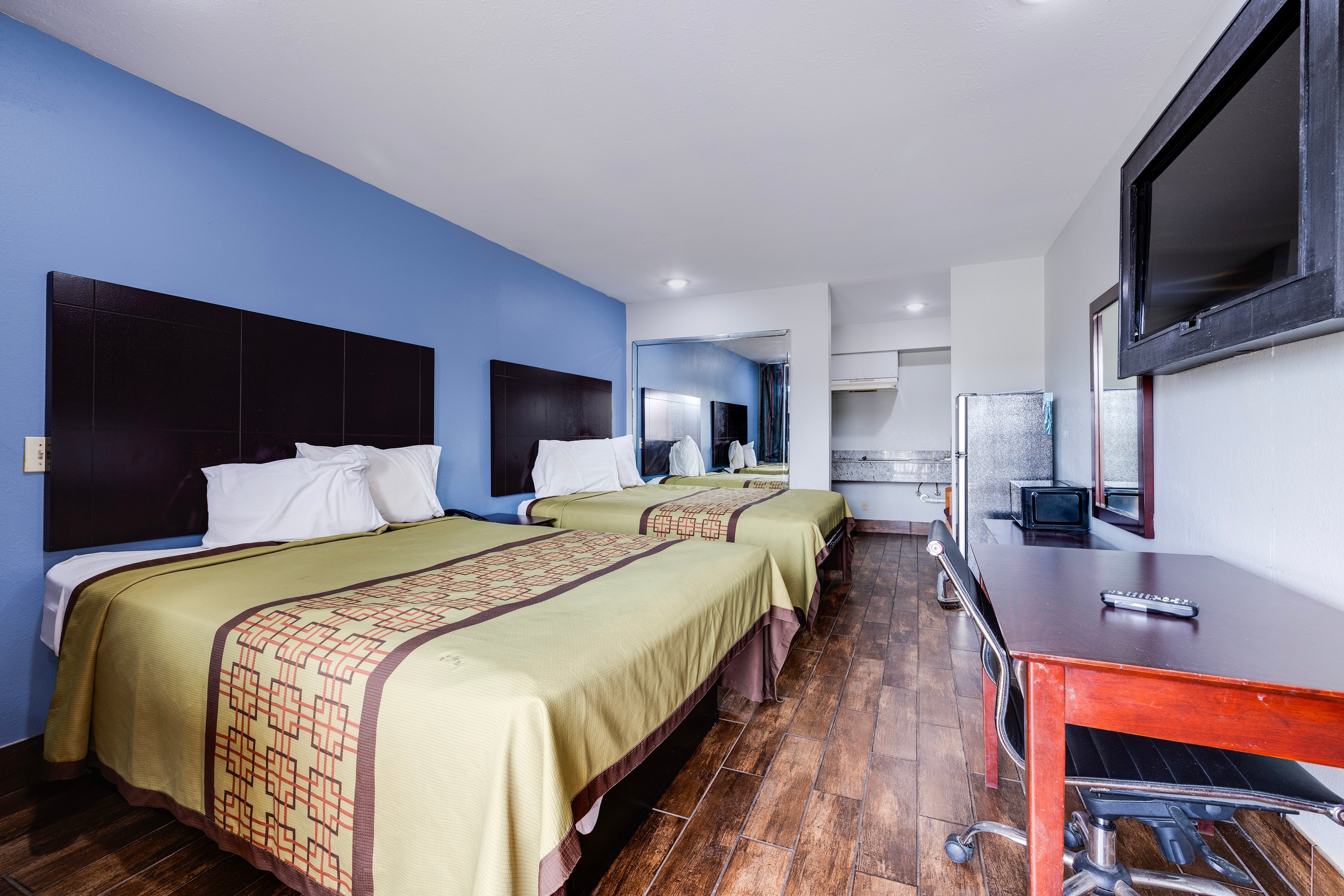 Hotel O Luxury Inn Channelview Baytown I-10 12/56