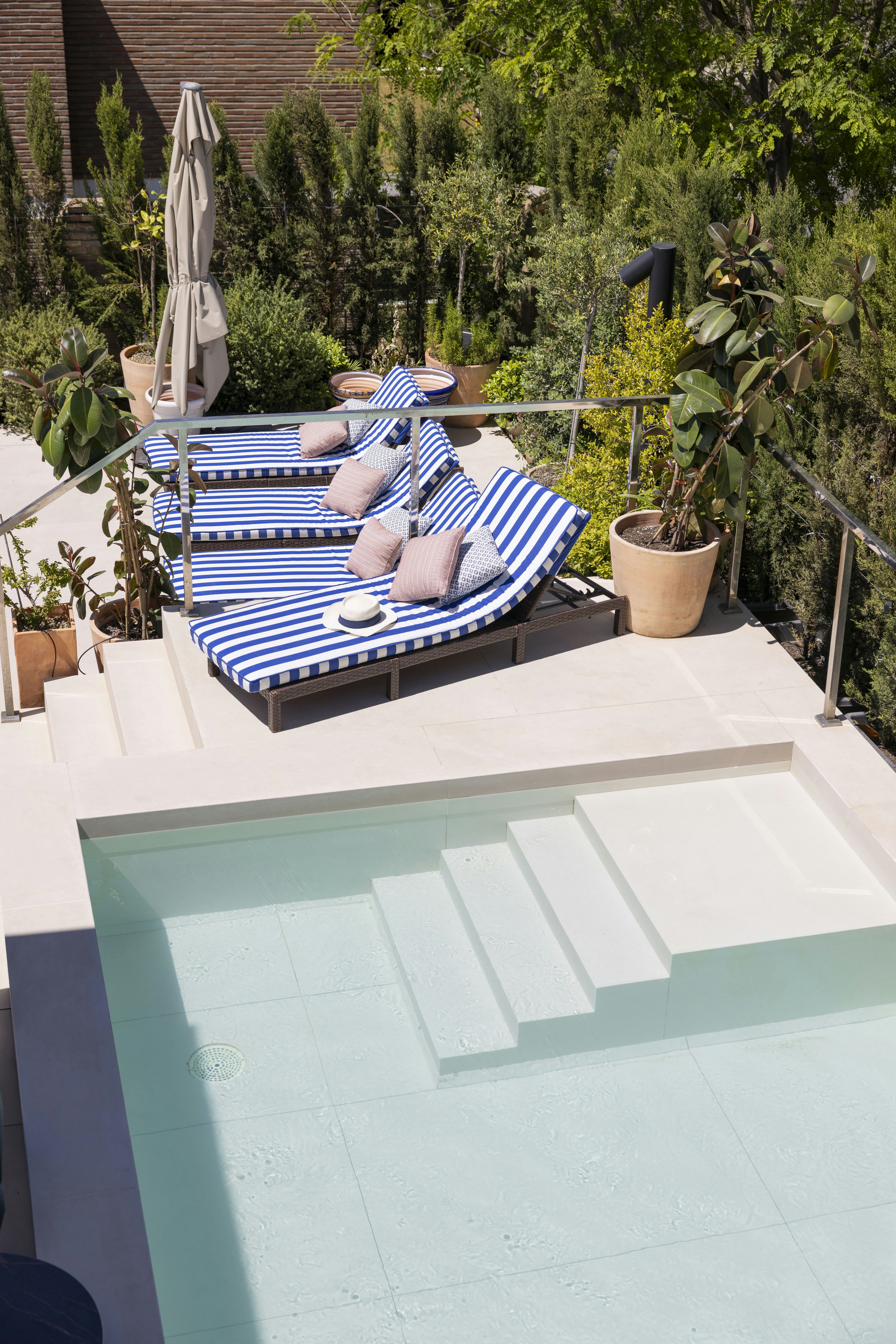 CAVALTA BOUTIQUE HOTEL GL 49/50