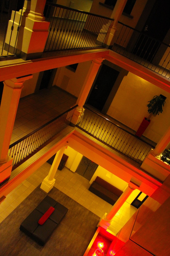 Hotel Abu 3/63