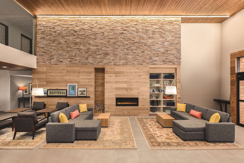 Country Inn & Suites by Radisson Lubbock Southwest, TX 25/39