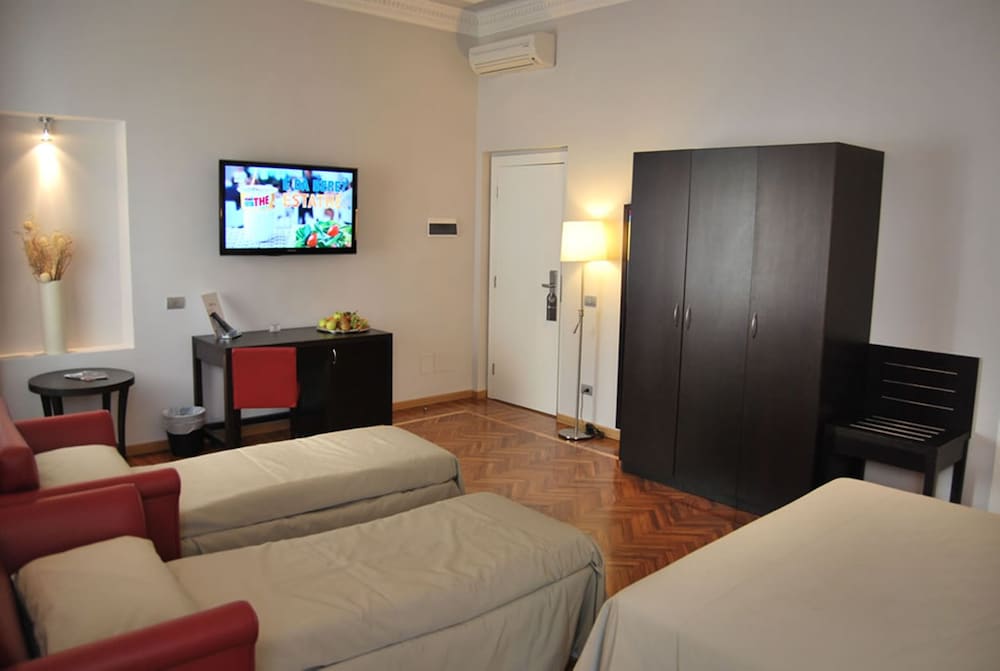 Target Inn 23/41