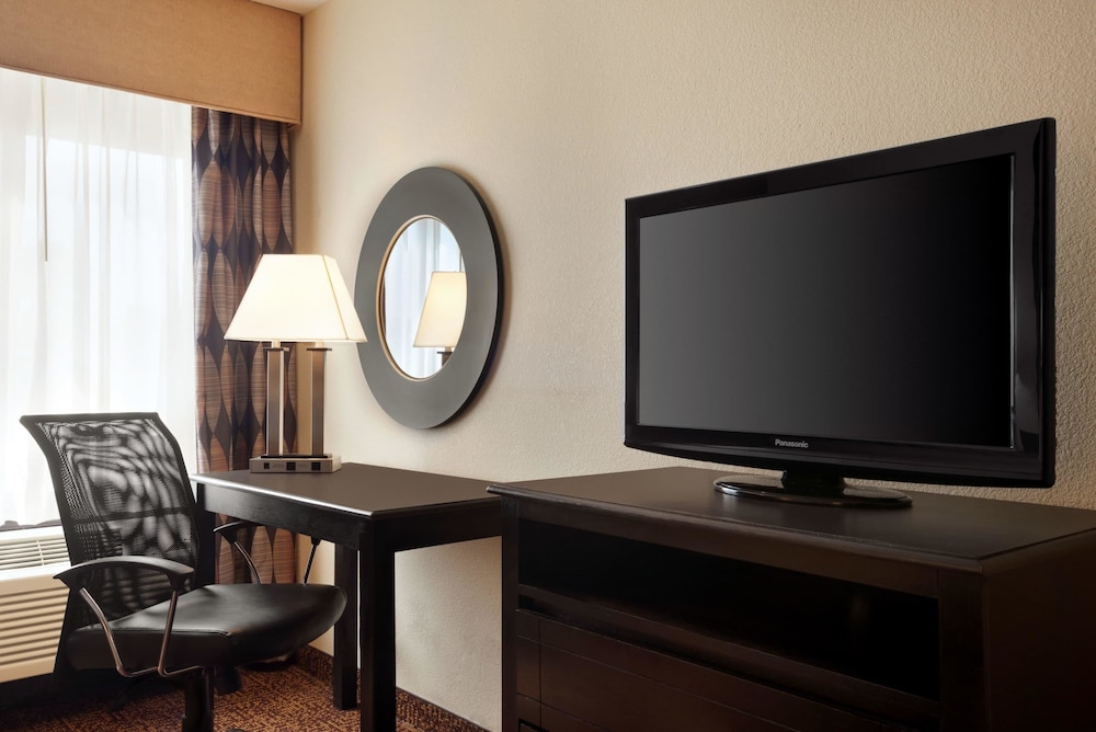 Super 8 by Wyndham Des Moines 25/29