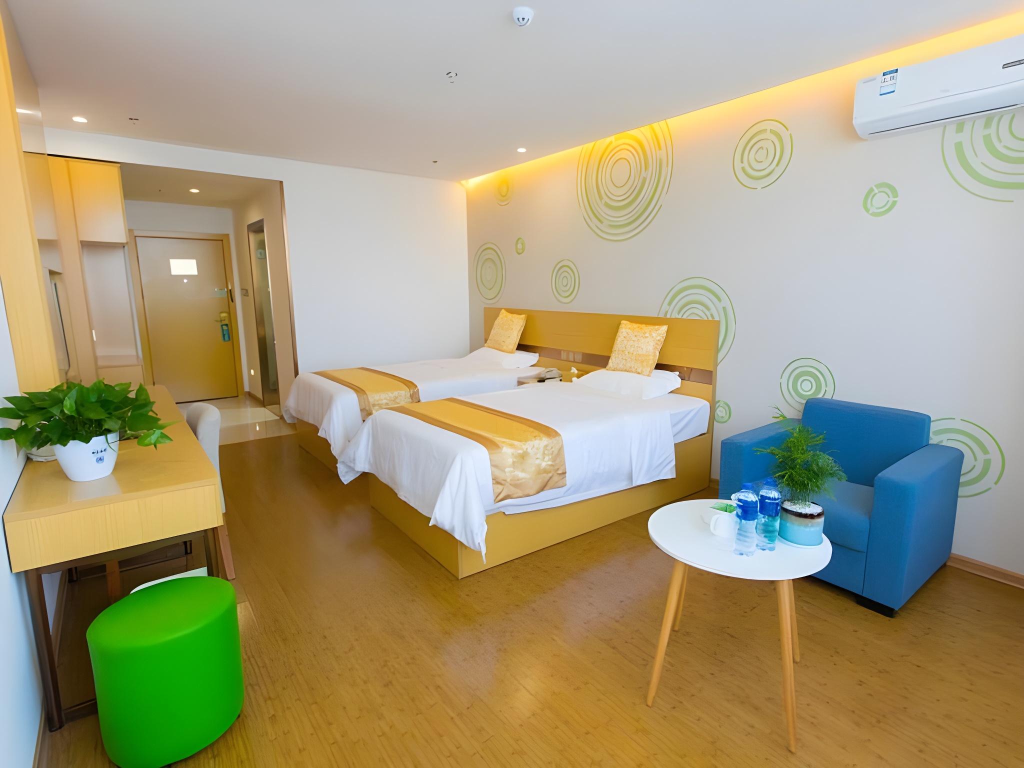 BUSINESS, TWIN BEDS