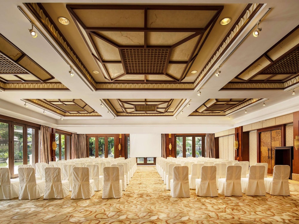 Pullman Sanya Yalong Bay Villas & Resort 8/49