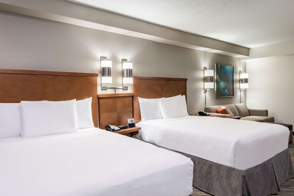 Hyatt Place Rogers / Bentonville 6/49