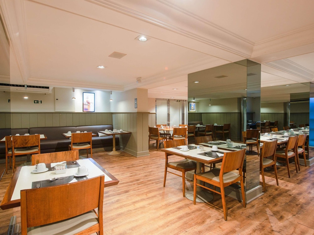 Mercure Curitiba Batel Hotel 37/47
