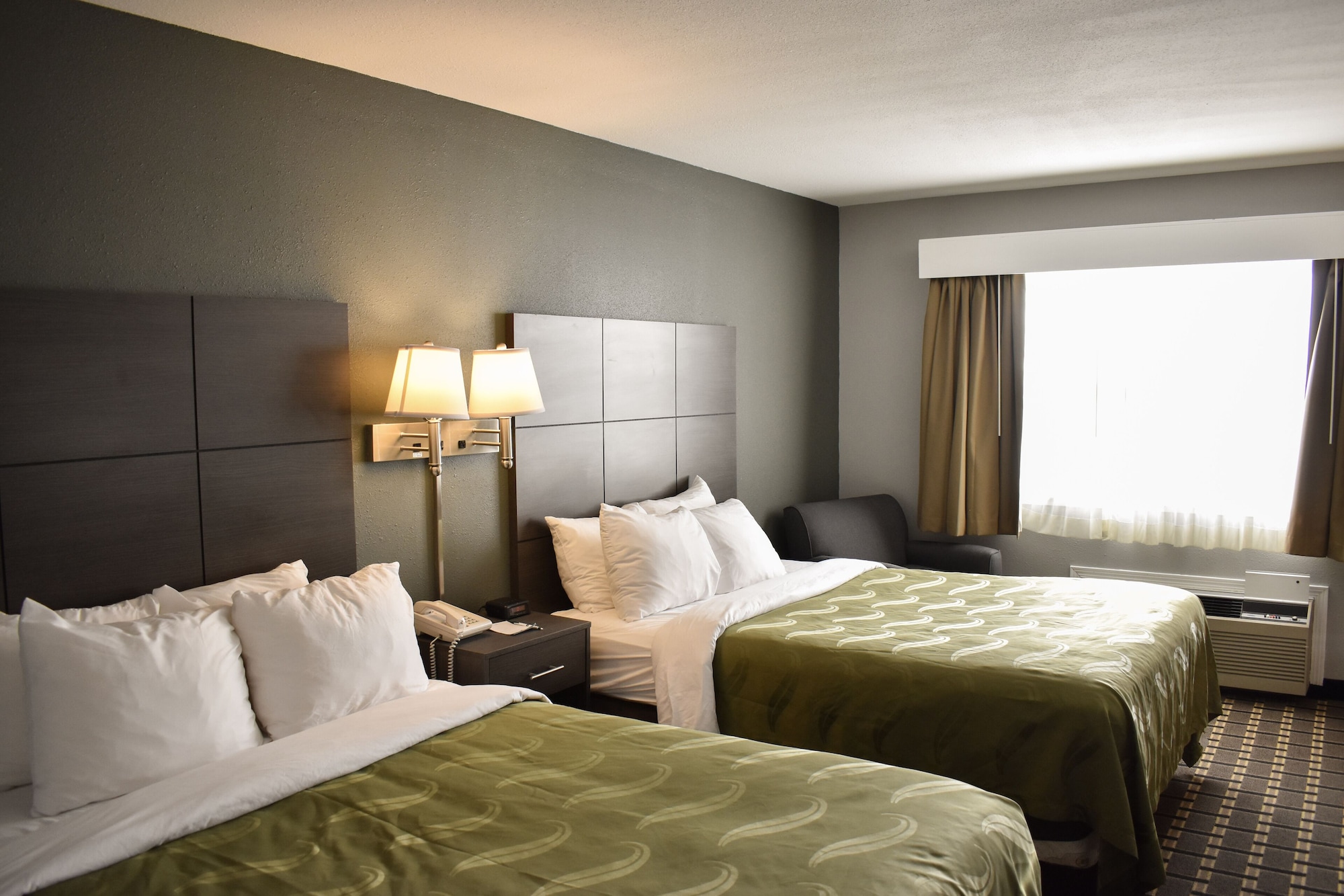 غرفة قياسية بسريرين كوين، Quality Inn Mauston I-90 6/10