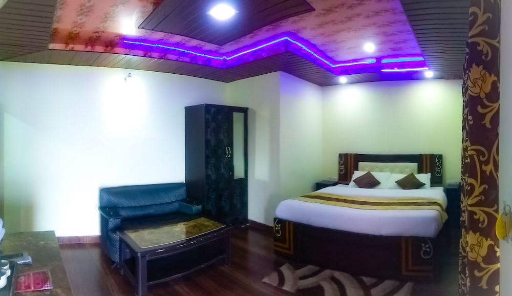 Hotel Himdhara 6/22