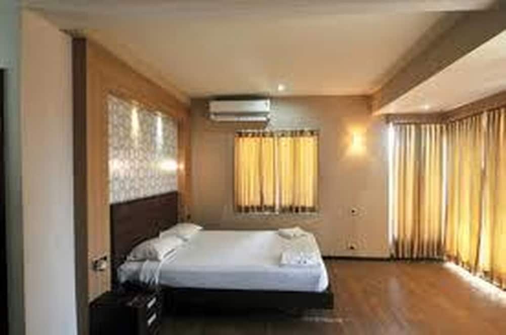 Gold Coast Beach Resort 13/18