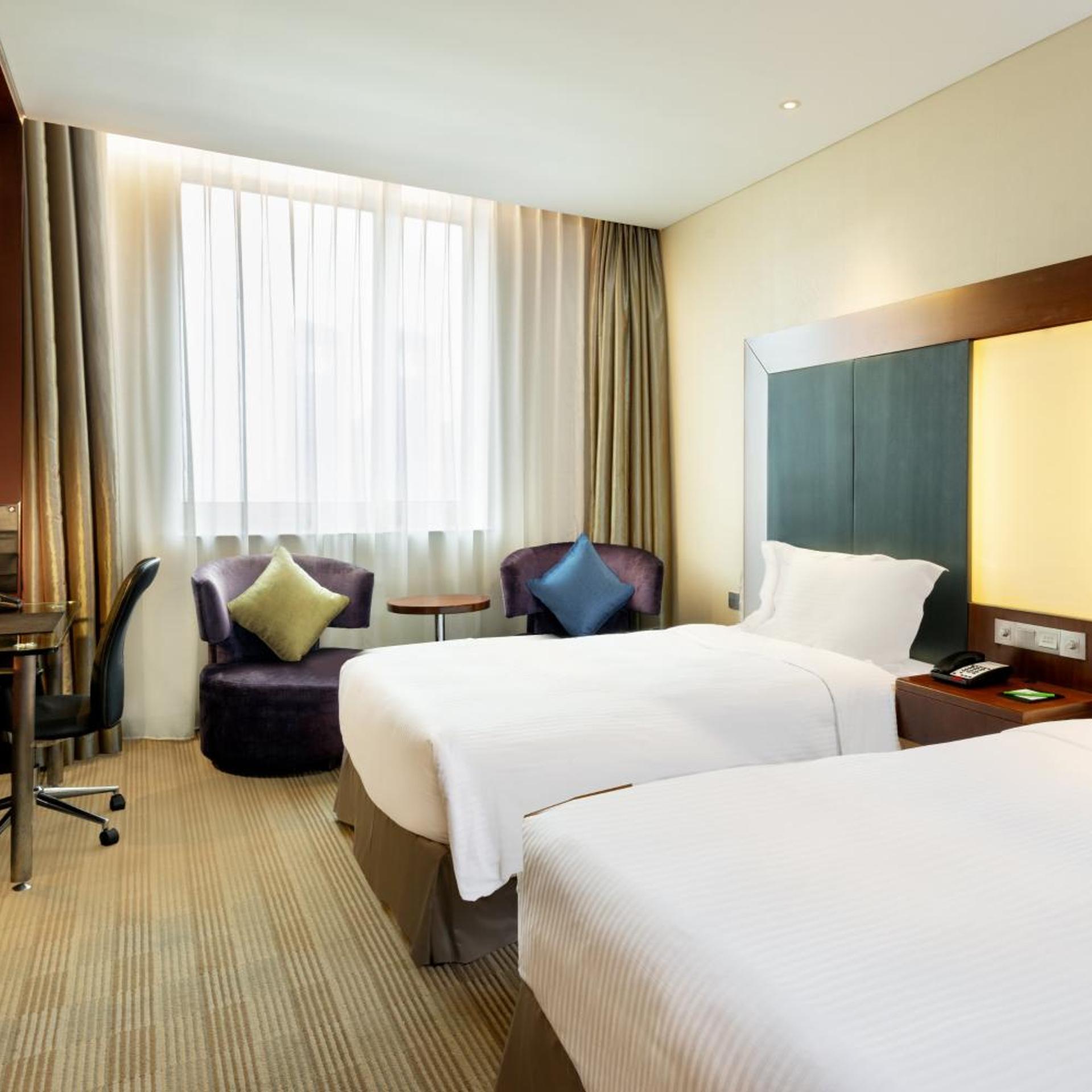 Premium, Single Bed, Bath and Shower