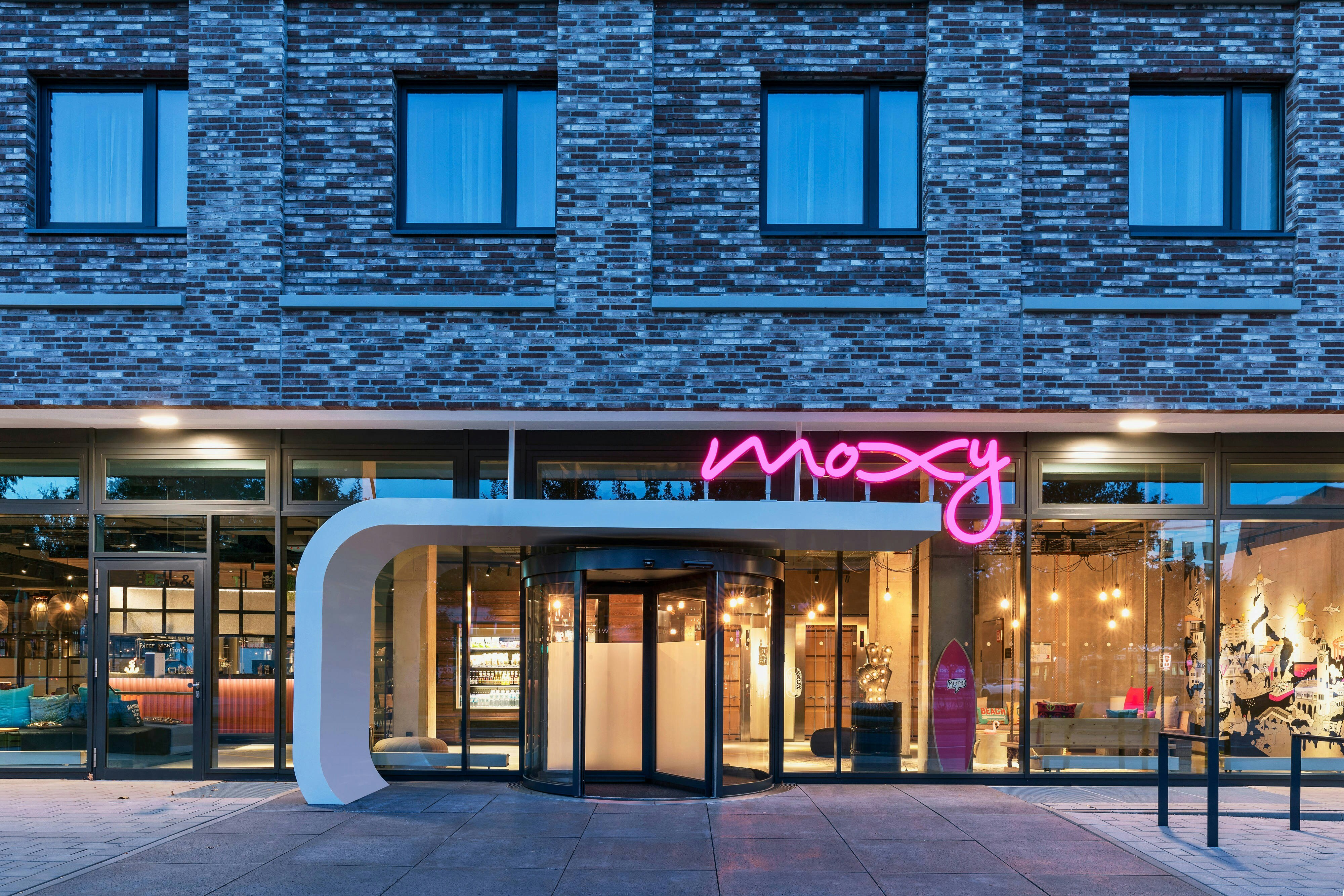 Moxy Hamburg City 1/19