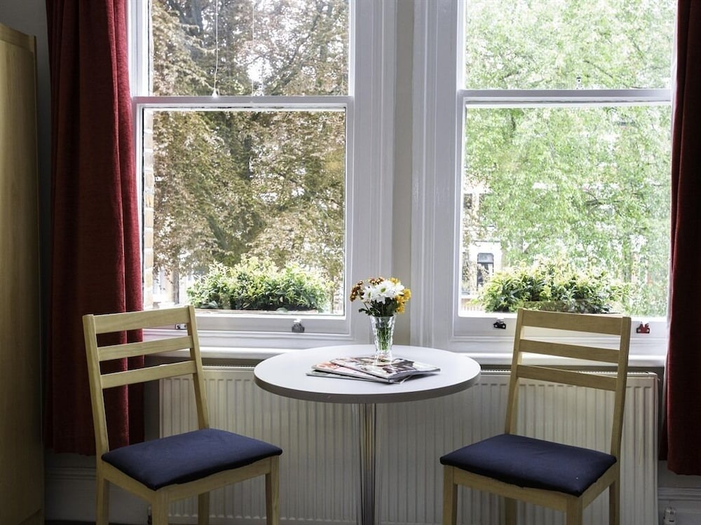 Primrose Guest House 33/52