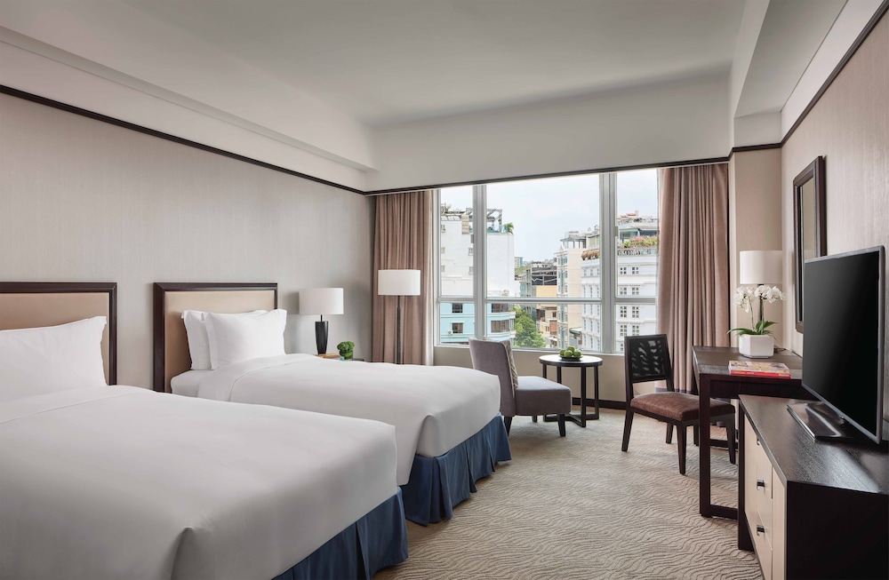 New World Saigon Hotel 18/77