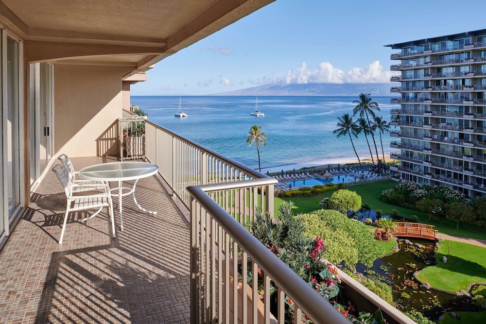 Aston At the Whaler On Kaanapali Beach 6/70