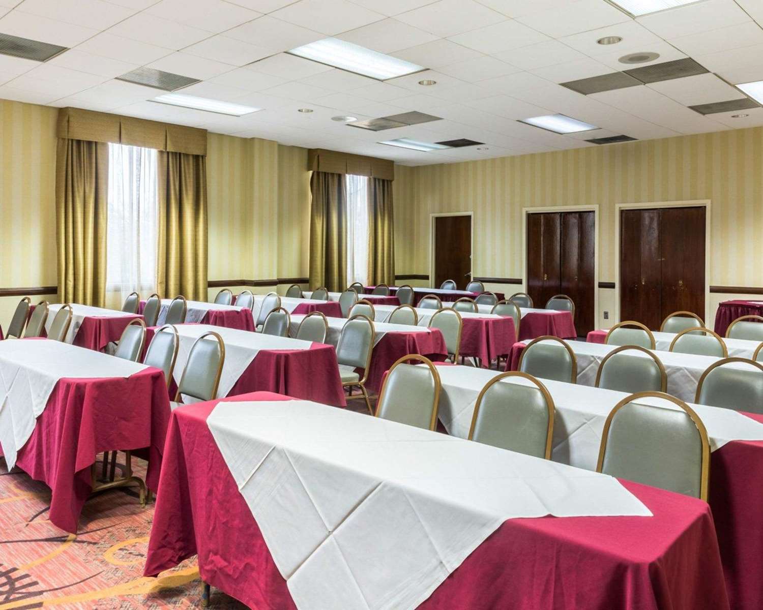 Clarion Hotel Somerset - New Brunswick, NJ 27/33