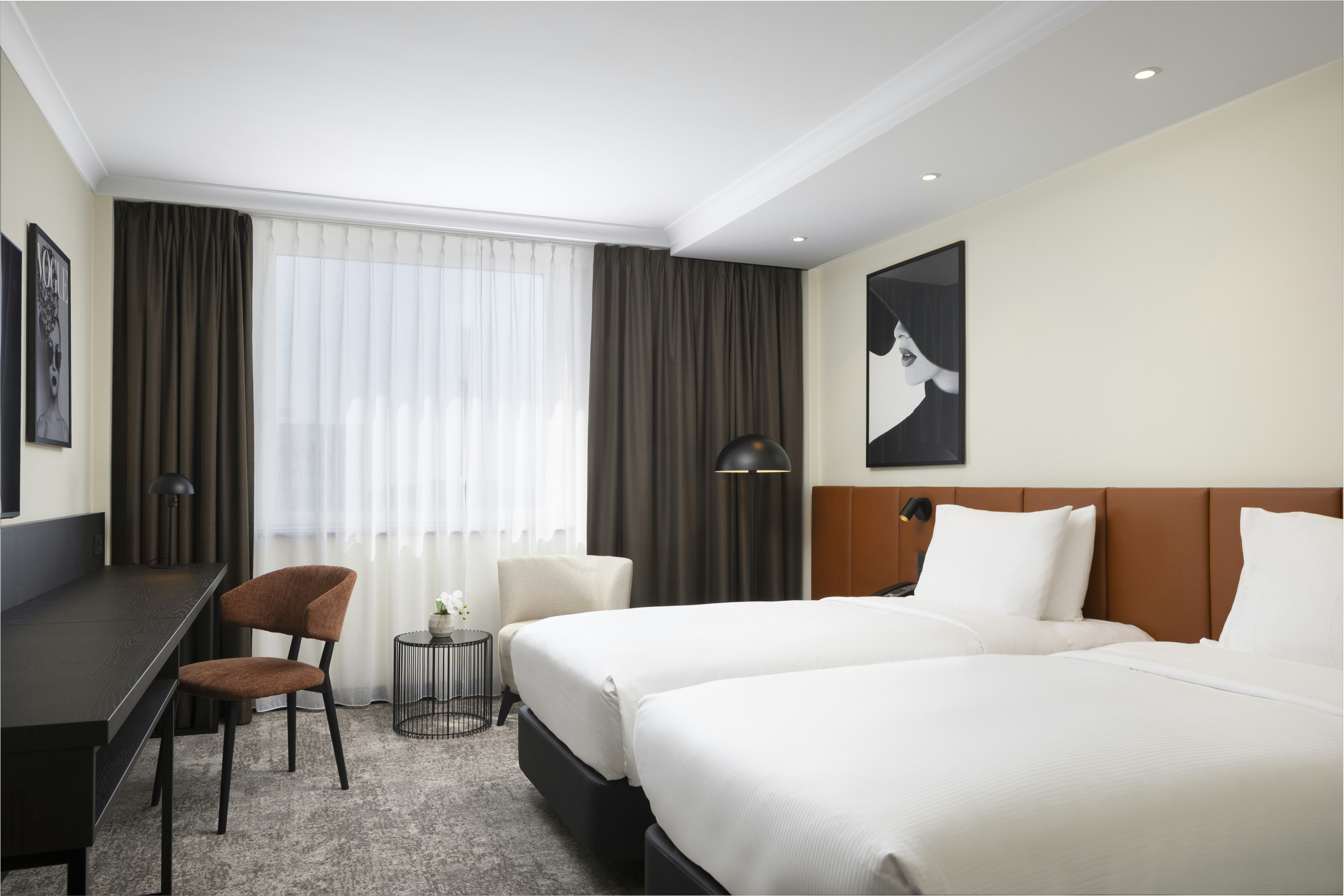 GUEST ROOM, TWIN BEDS