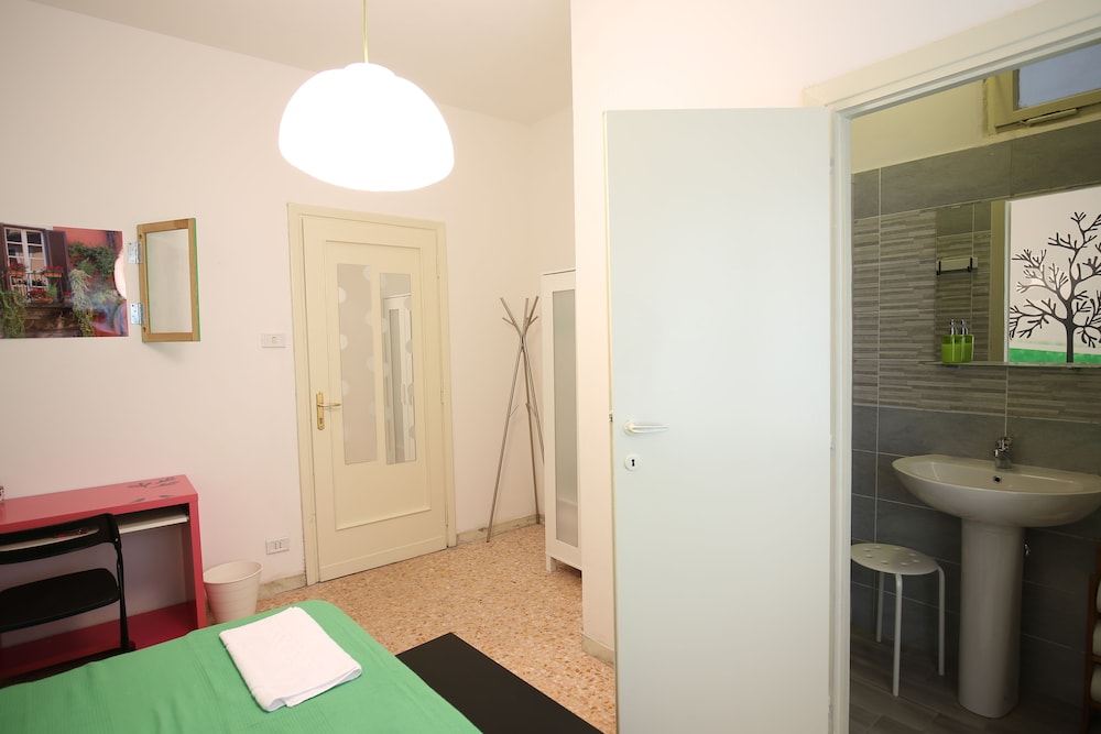 Next Stop Roma Affittacamere Casilino 36/36