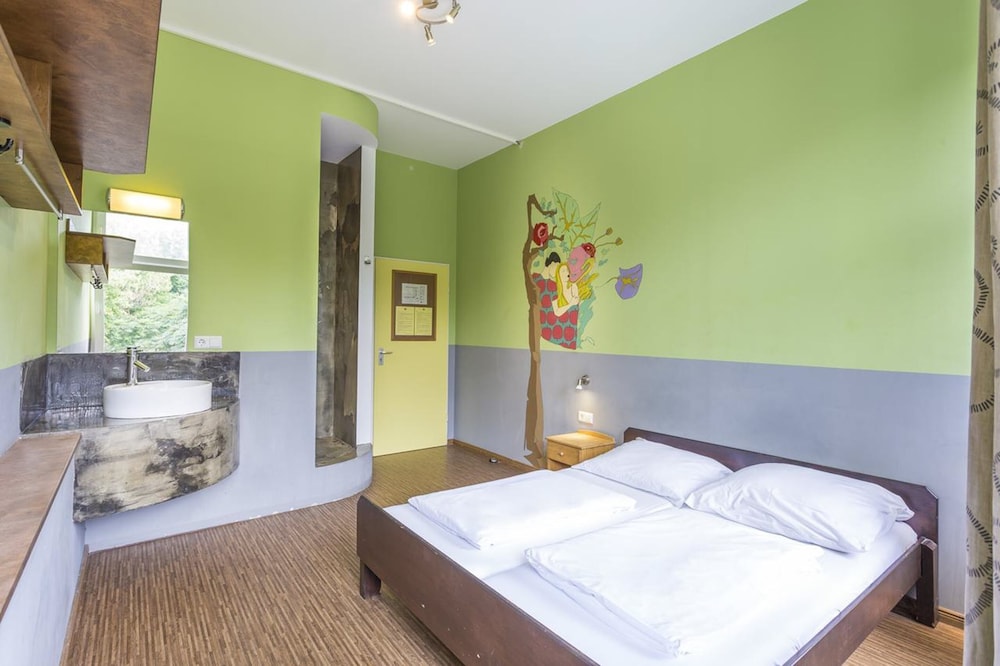 Sunflower Hostel 19/59
