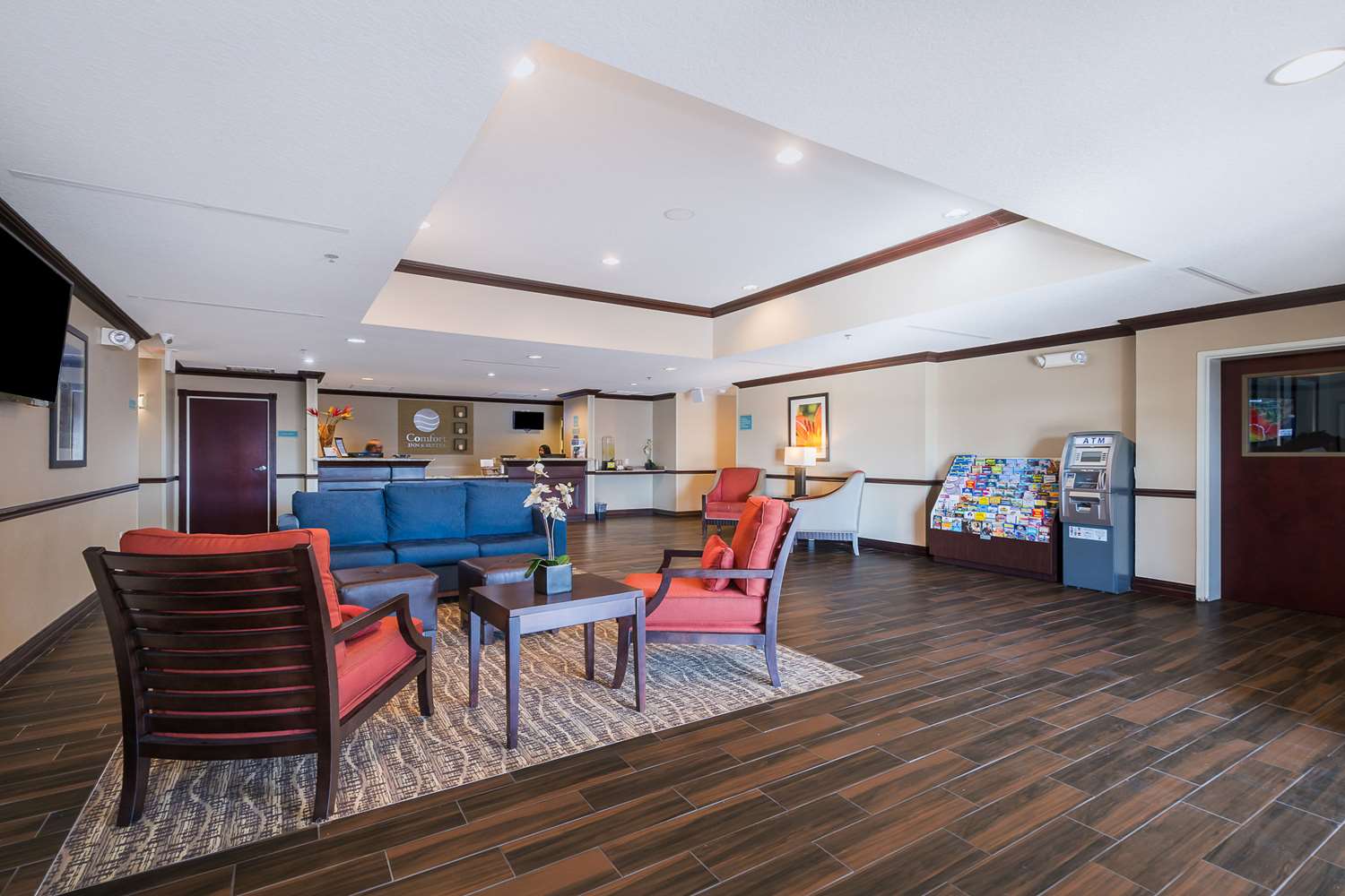 Comfort Inn & Suites Maingate South 11/19