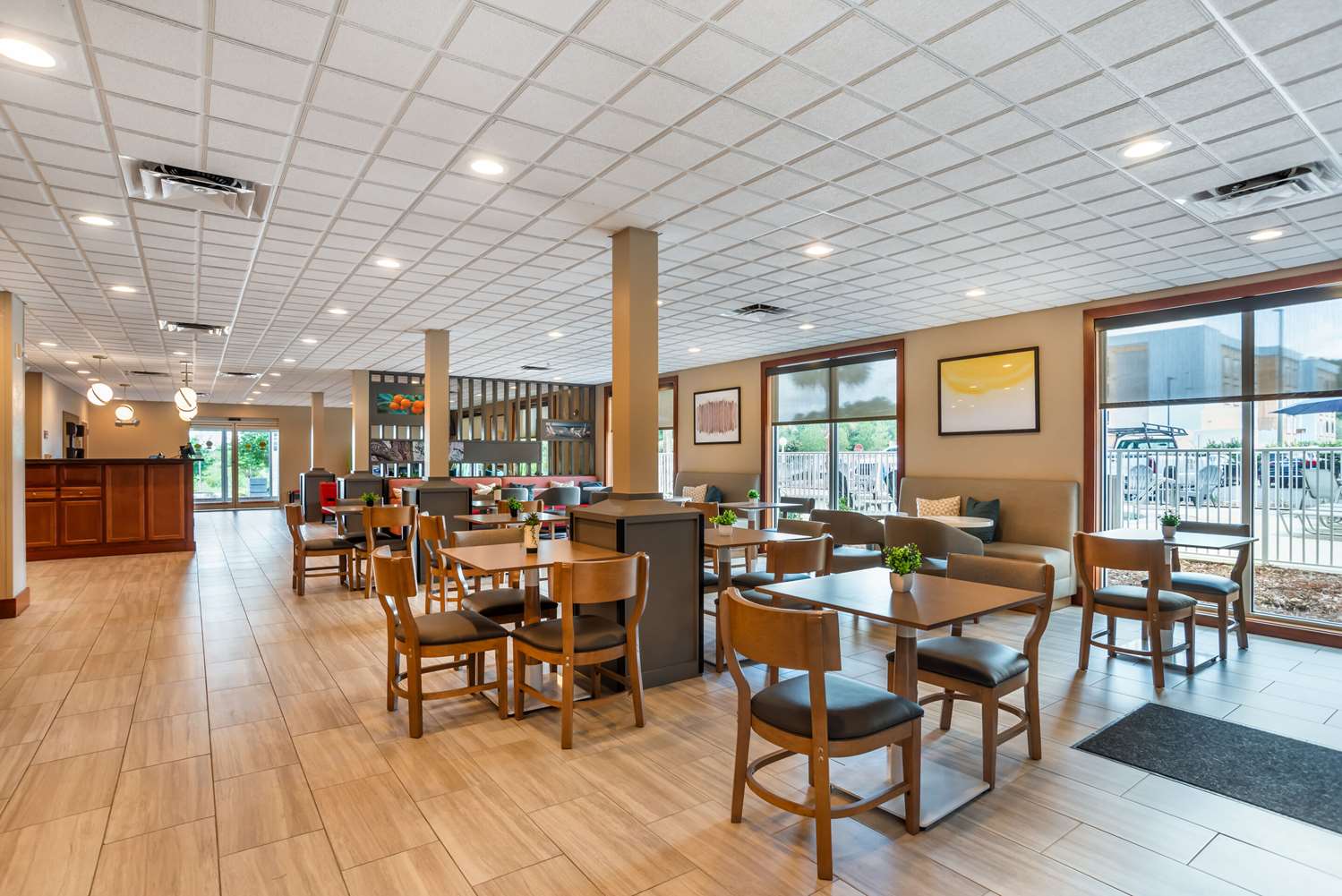Comfort Inn & Suites Crestview South 27/43