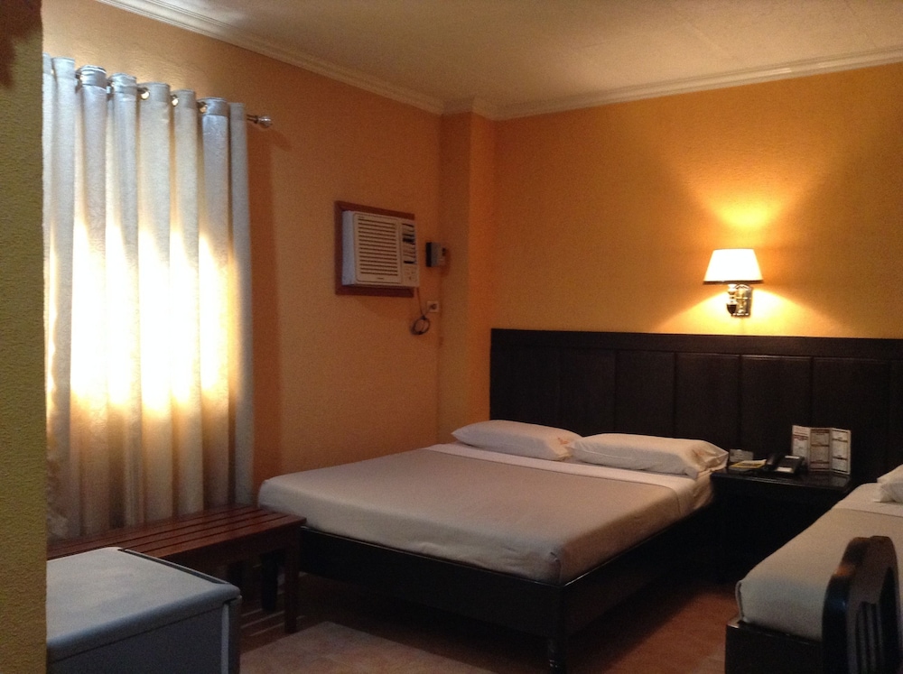 Miami Inn 17/36