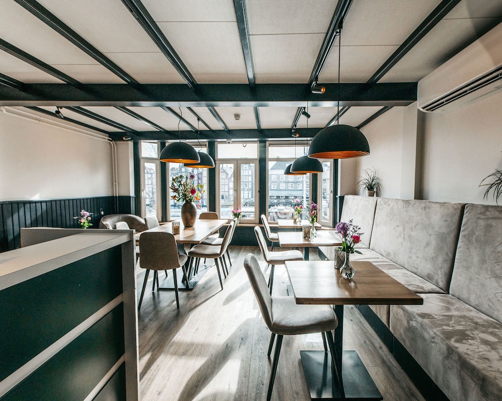 Hotel van Gelder 45/64
