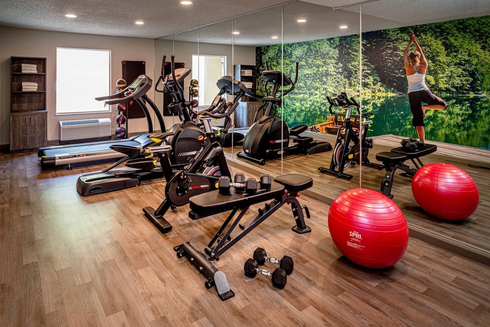 Clarion Pointe Beckley, WV 29/55