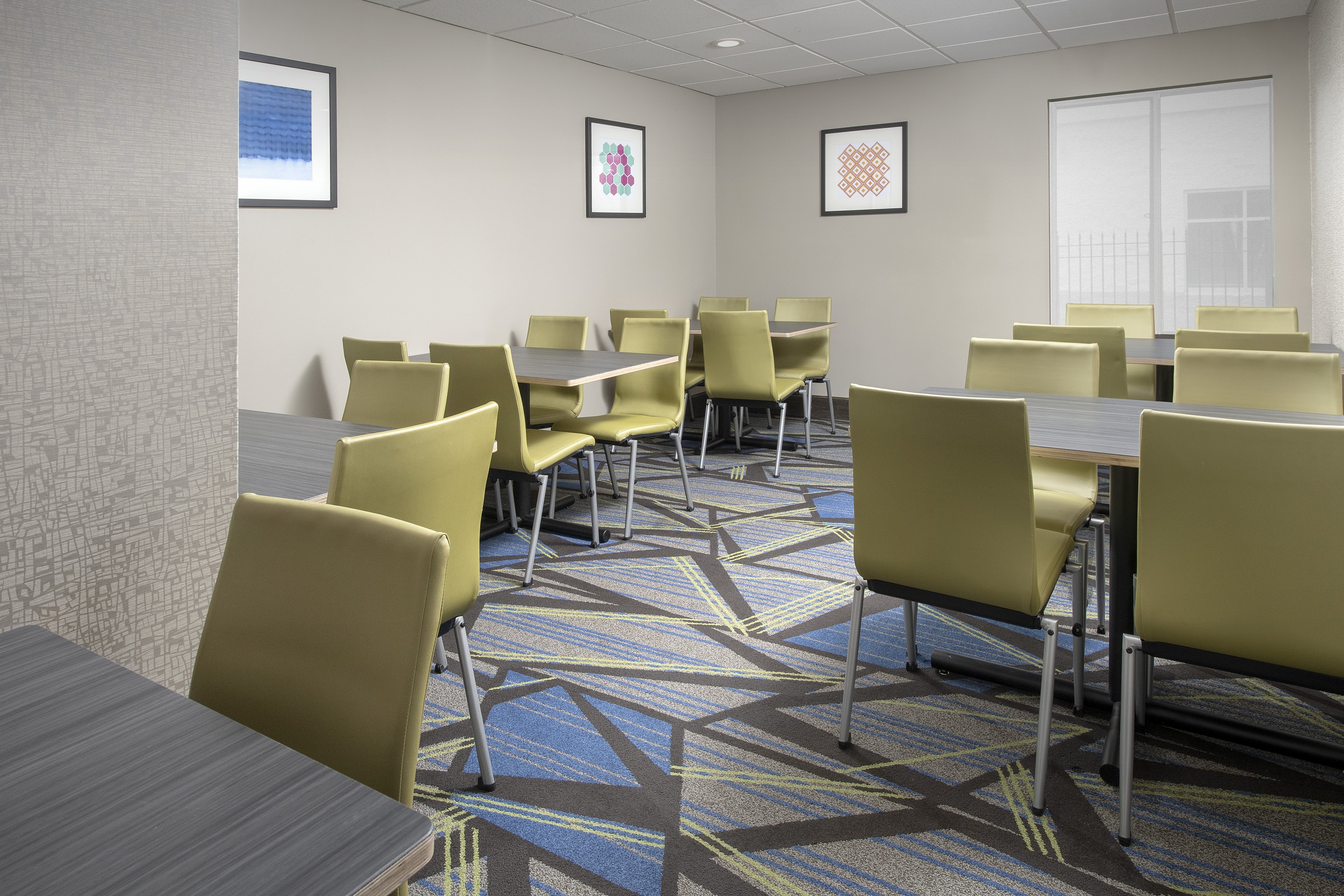Holiday Inn Express Washington DC-BW Parkway 64/73