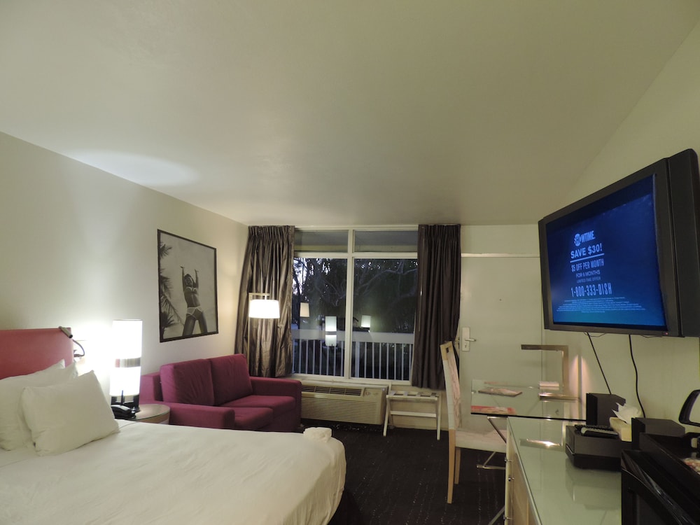 Floridian Hotel 36/71