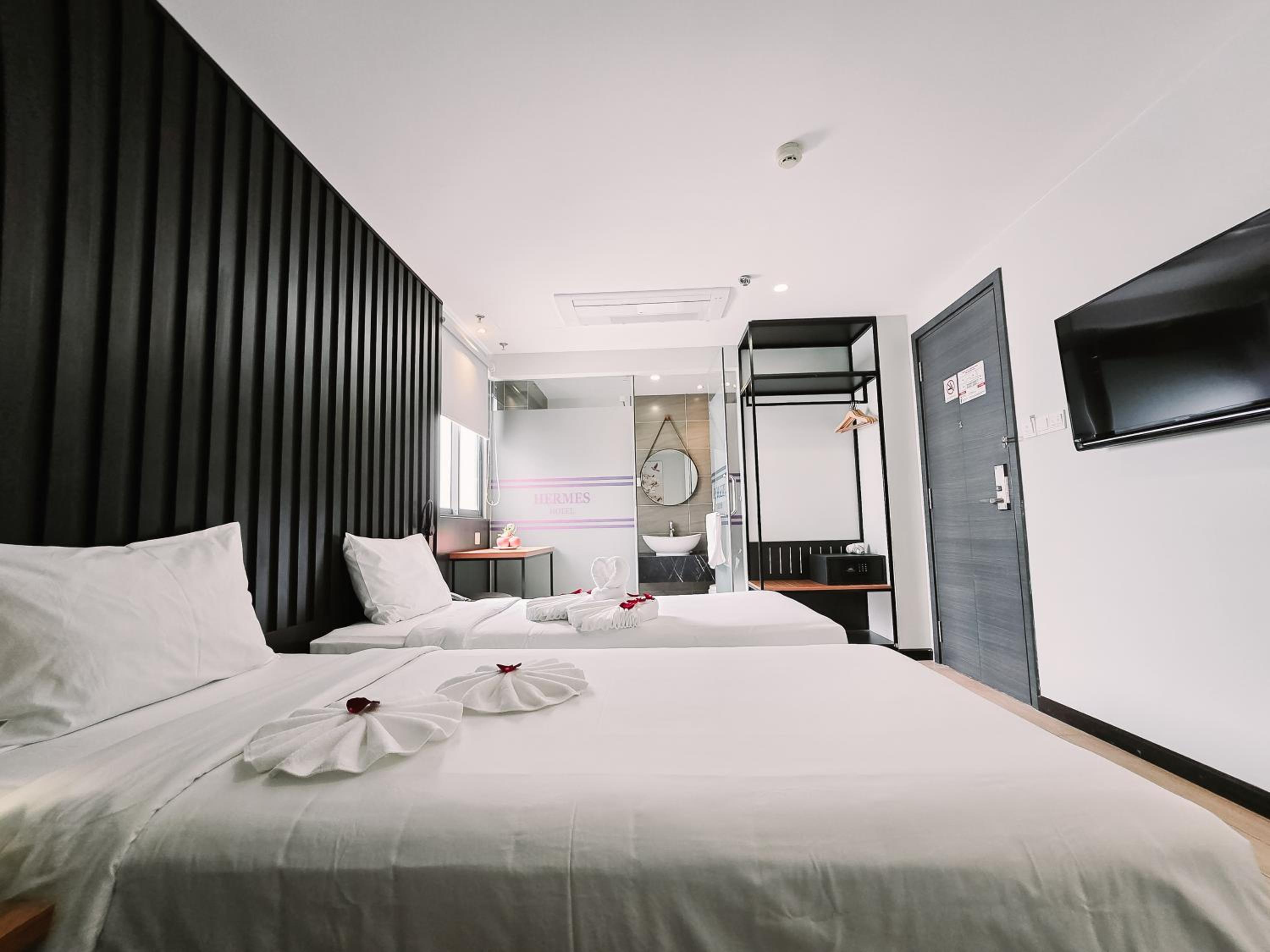 Superior, Twin Beds